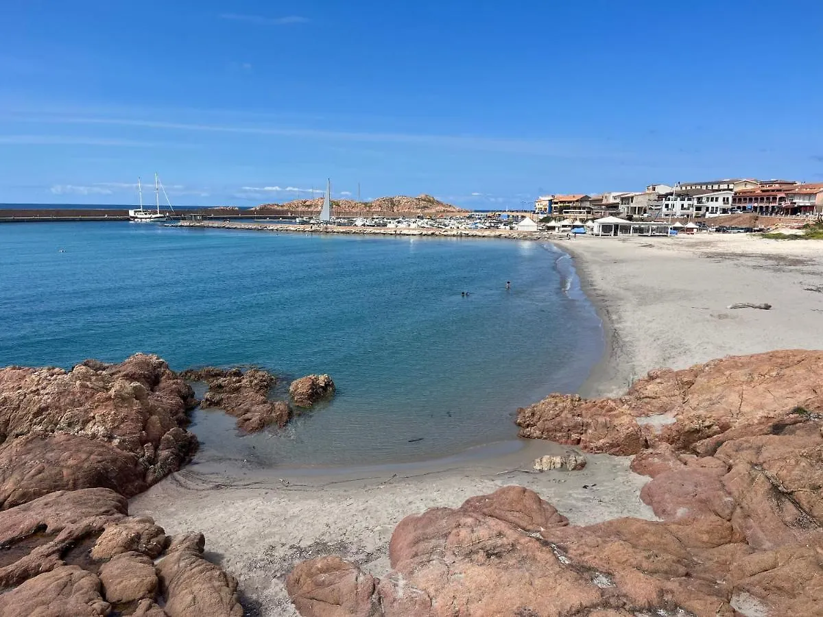 Residenze Confort Isola Rossa 0*,