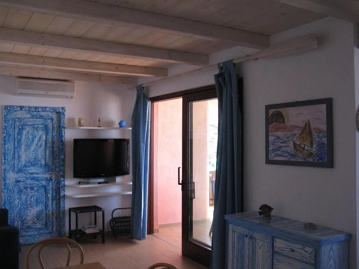 Residenze Confort Isola Rossa 0*,