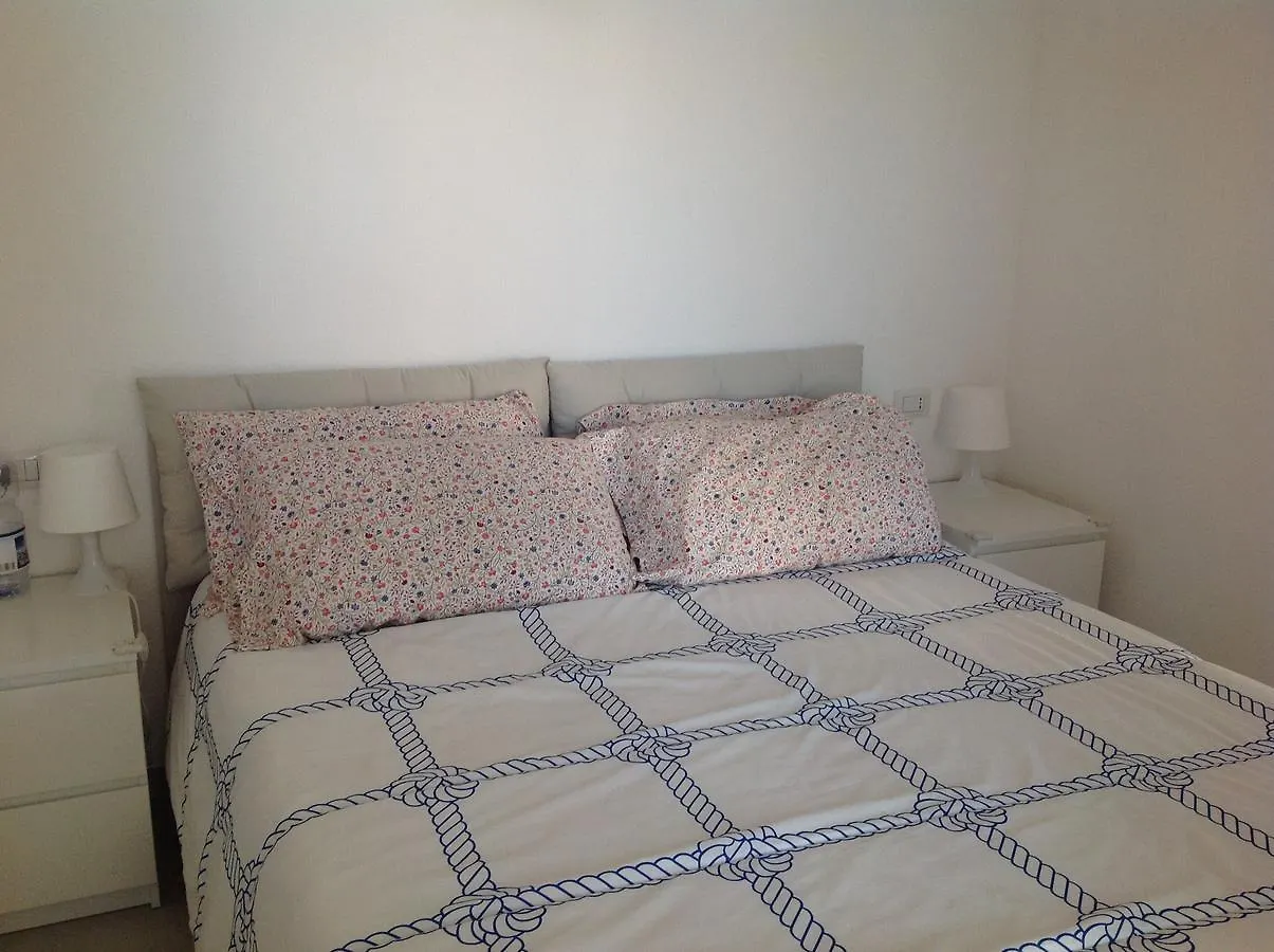 Residenze Confort Isola Rossa Apartment